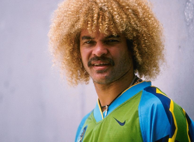 Coafura ridicolă a jucătorului de fotbal Carlos Valderrama